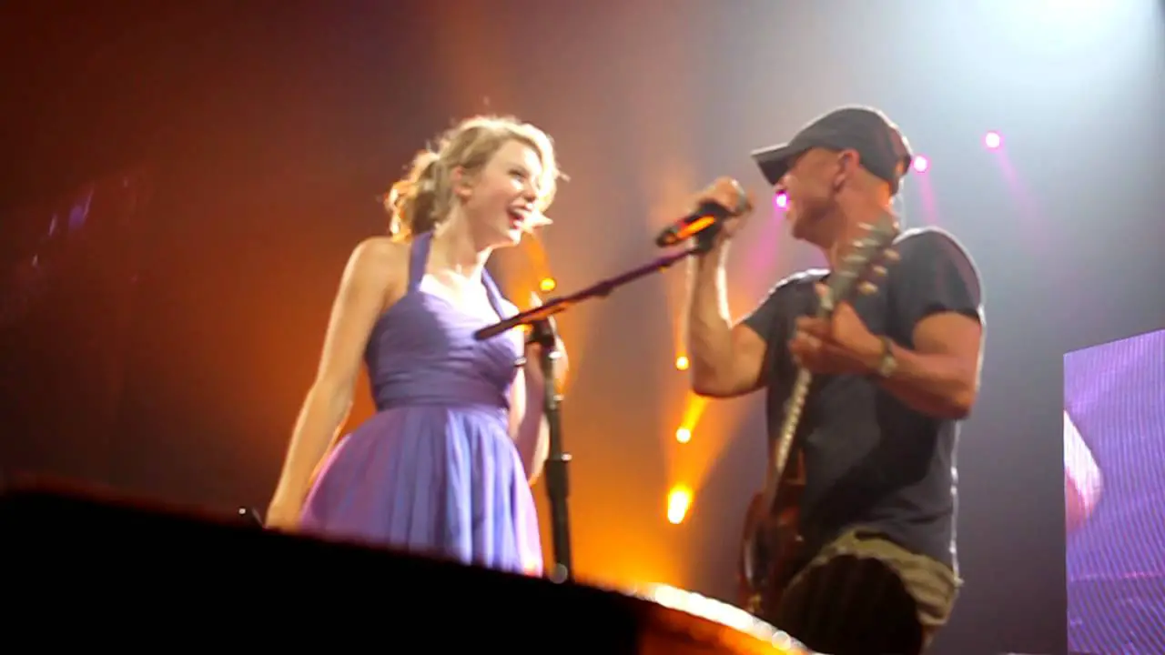 kenney chesney taylor swit big star live