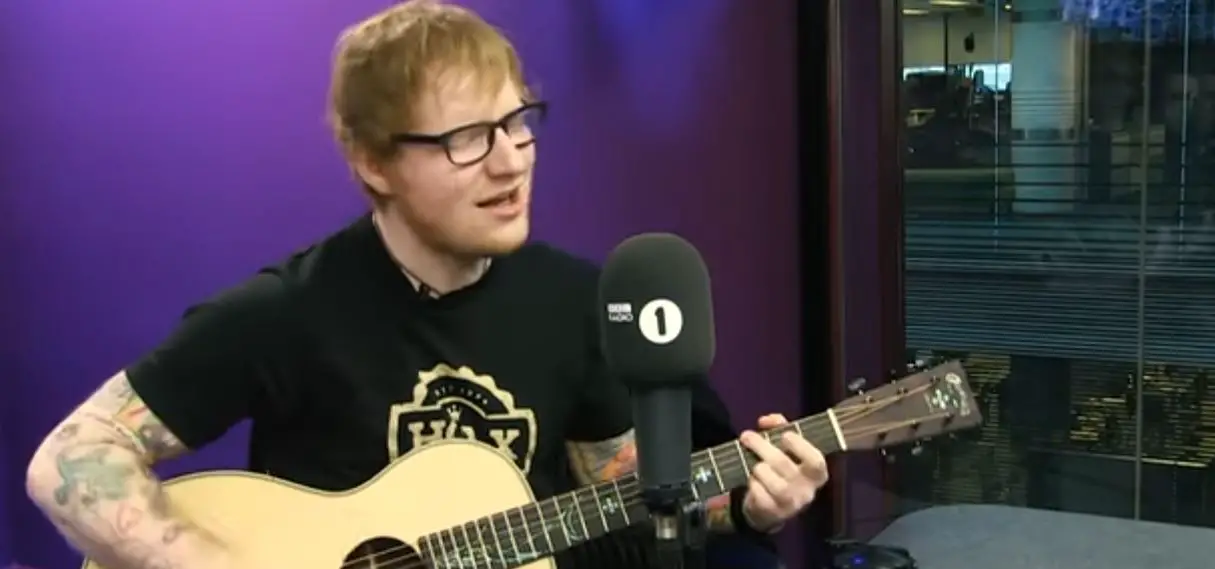 ed sheeran castle on the hill live acoustic