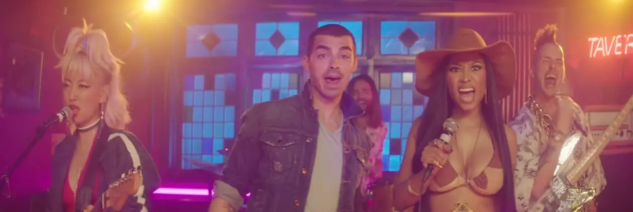 dnce kissing strangers music video