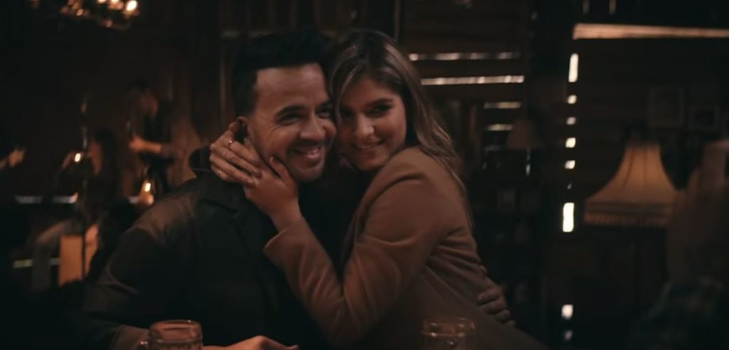 luis fonsi sola video