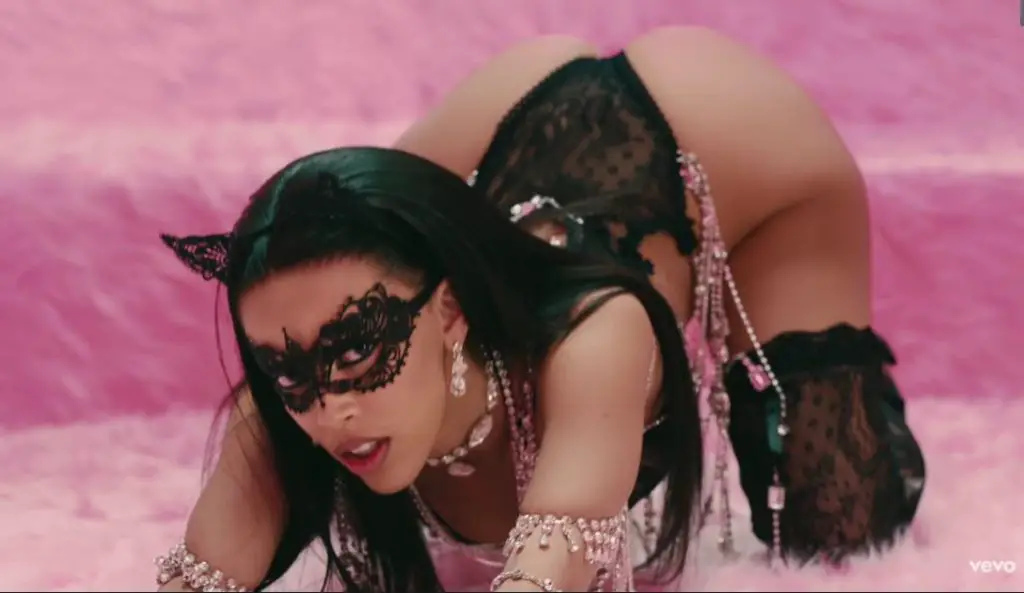 freaky deaky doja cat tyga