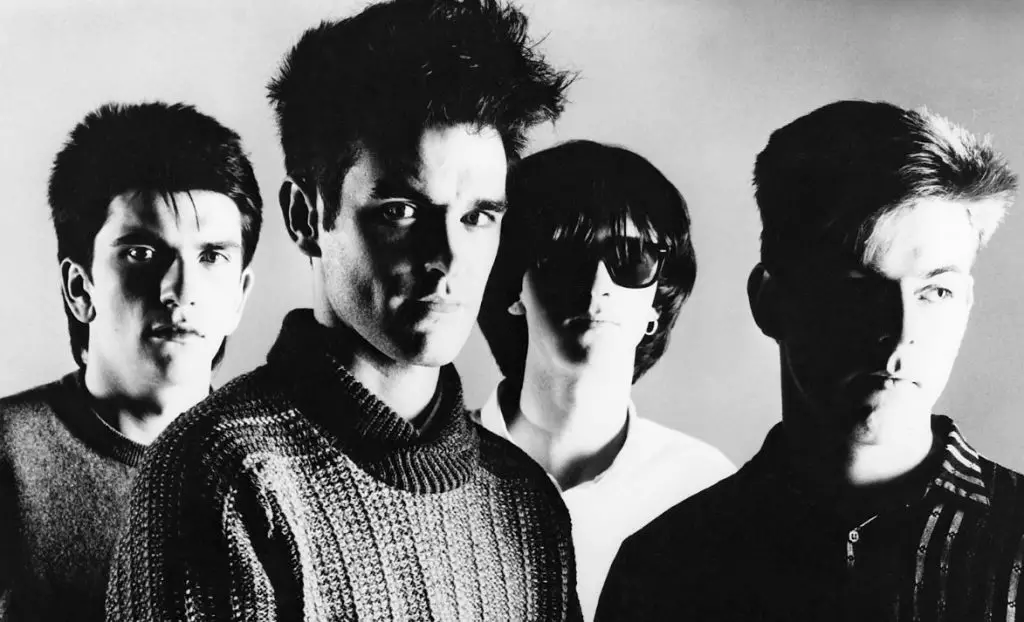 the smiths the queen is dead lyrics meaning review